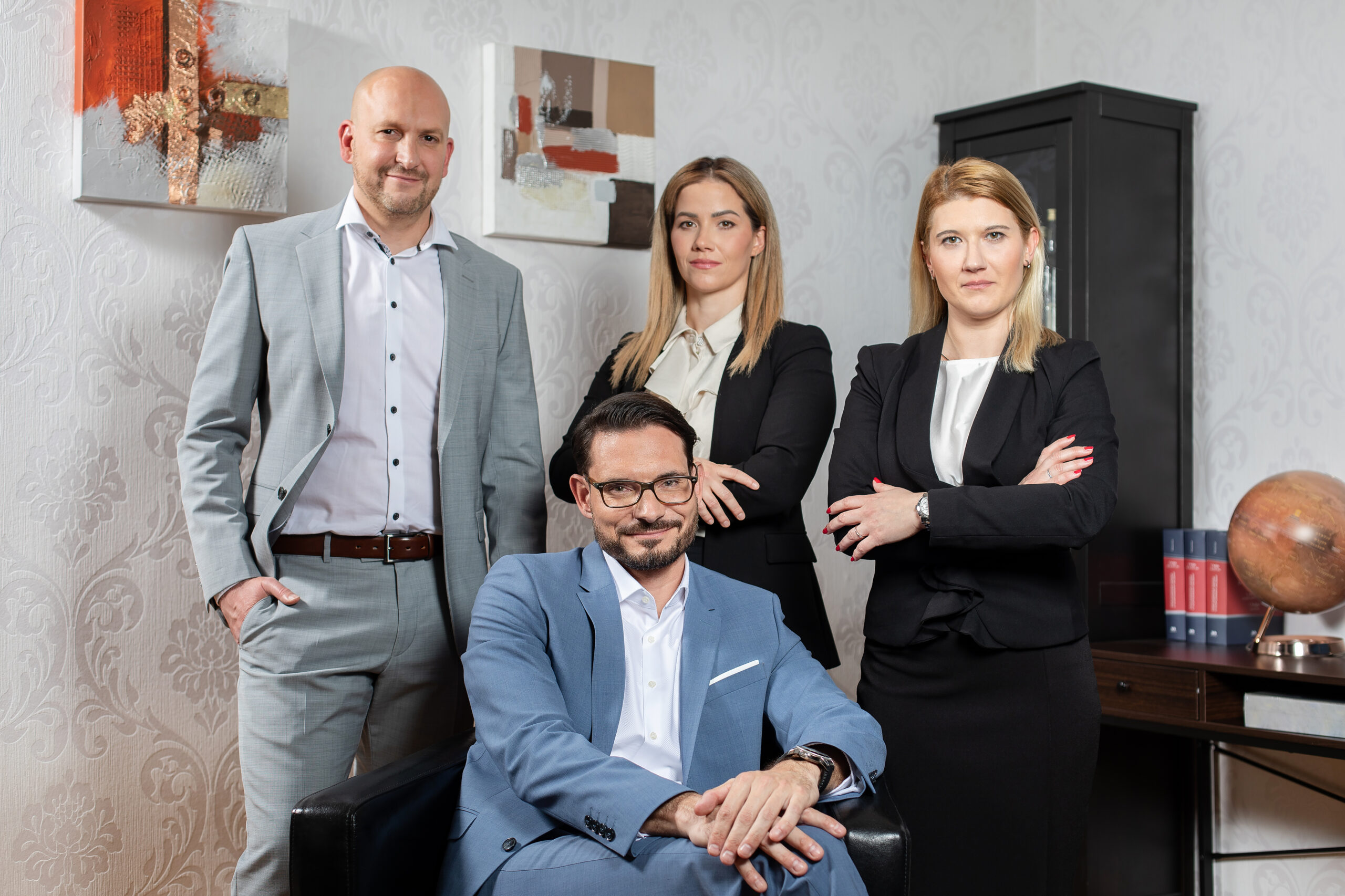 odvetnik svit svetina